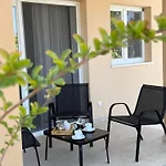 Leomar Villa